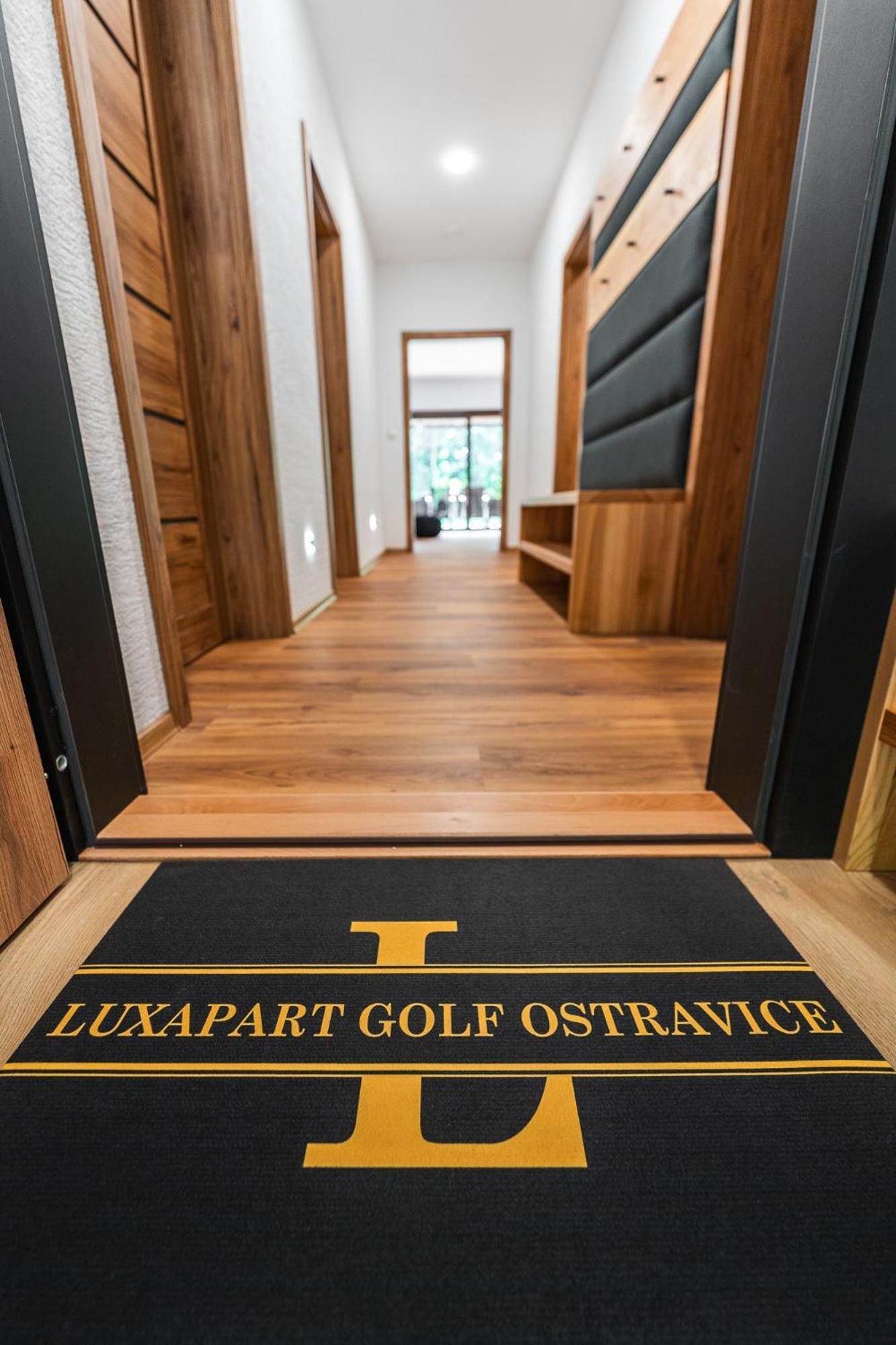Luxapart Golf אוסטרביצה מראה חיצוני תמונה